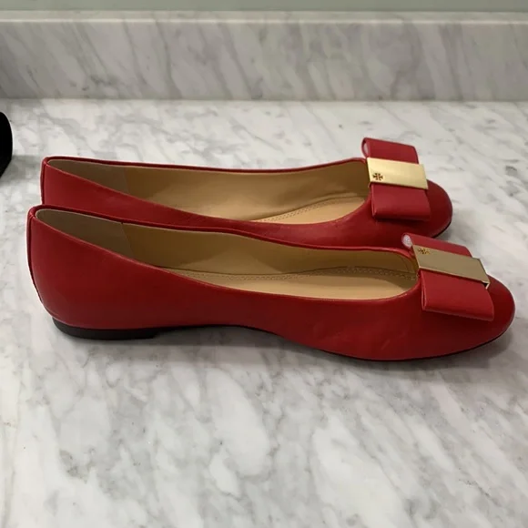 Tory Burch Red Flats with Gold Accents New never worn - Picture 6 of 11